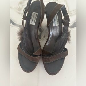 Philosophy di Alberta Ferretti Brown Suede Wedges with flower and jewel -Sz 37